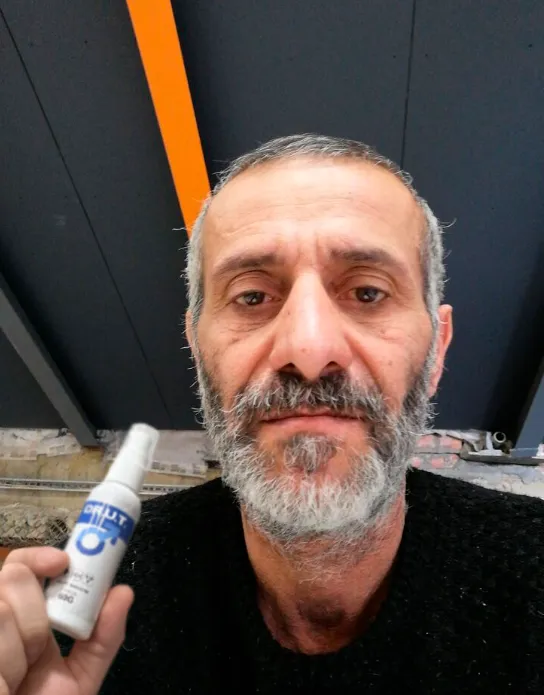 DEPOIMENTO 5 - HOMEM COM O PRODUTO